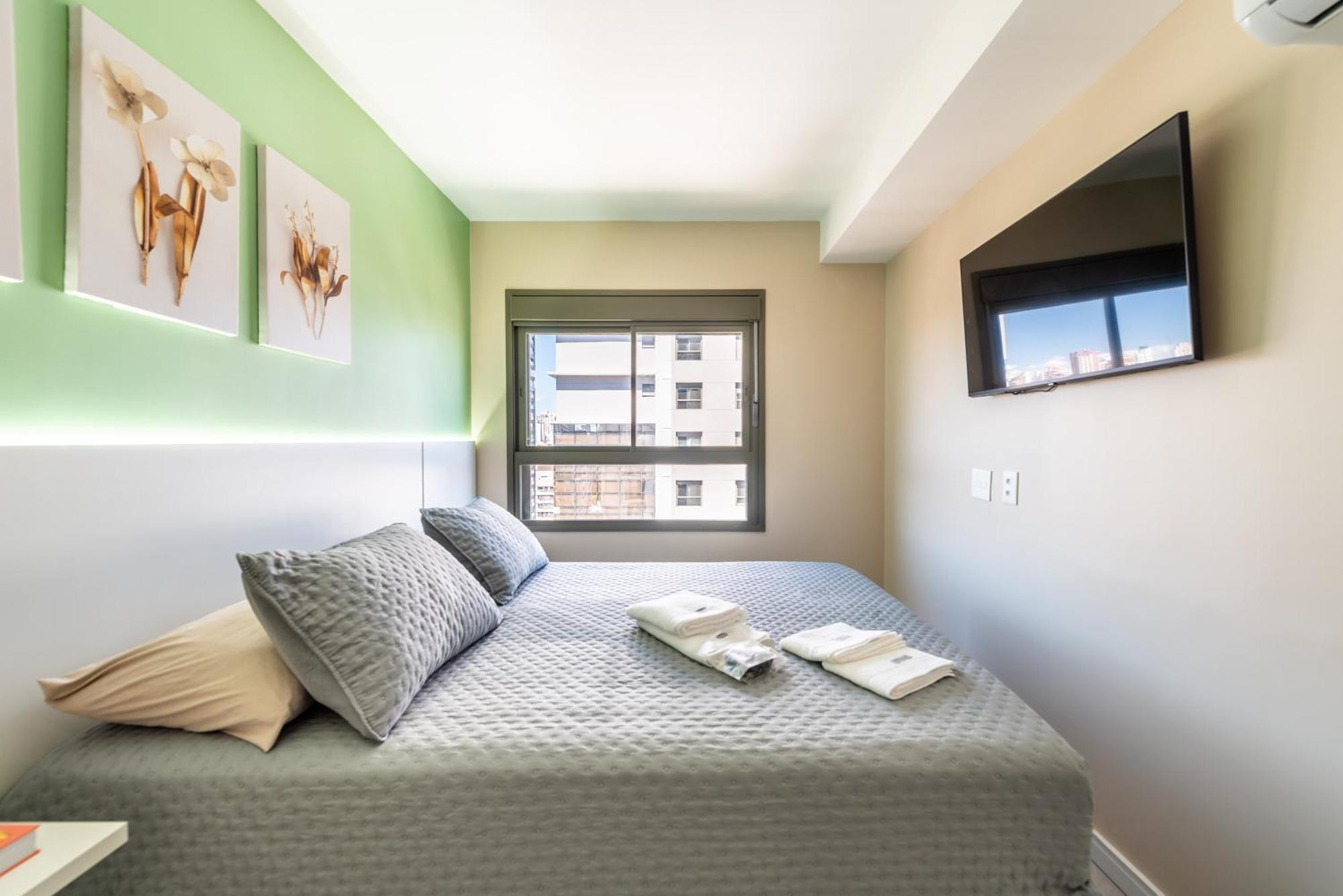 Campo Belo, Wi-fi 600mb, Queen Bed, Piscina Apartamento *