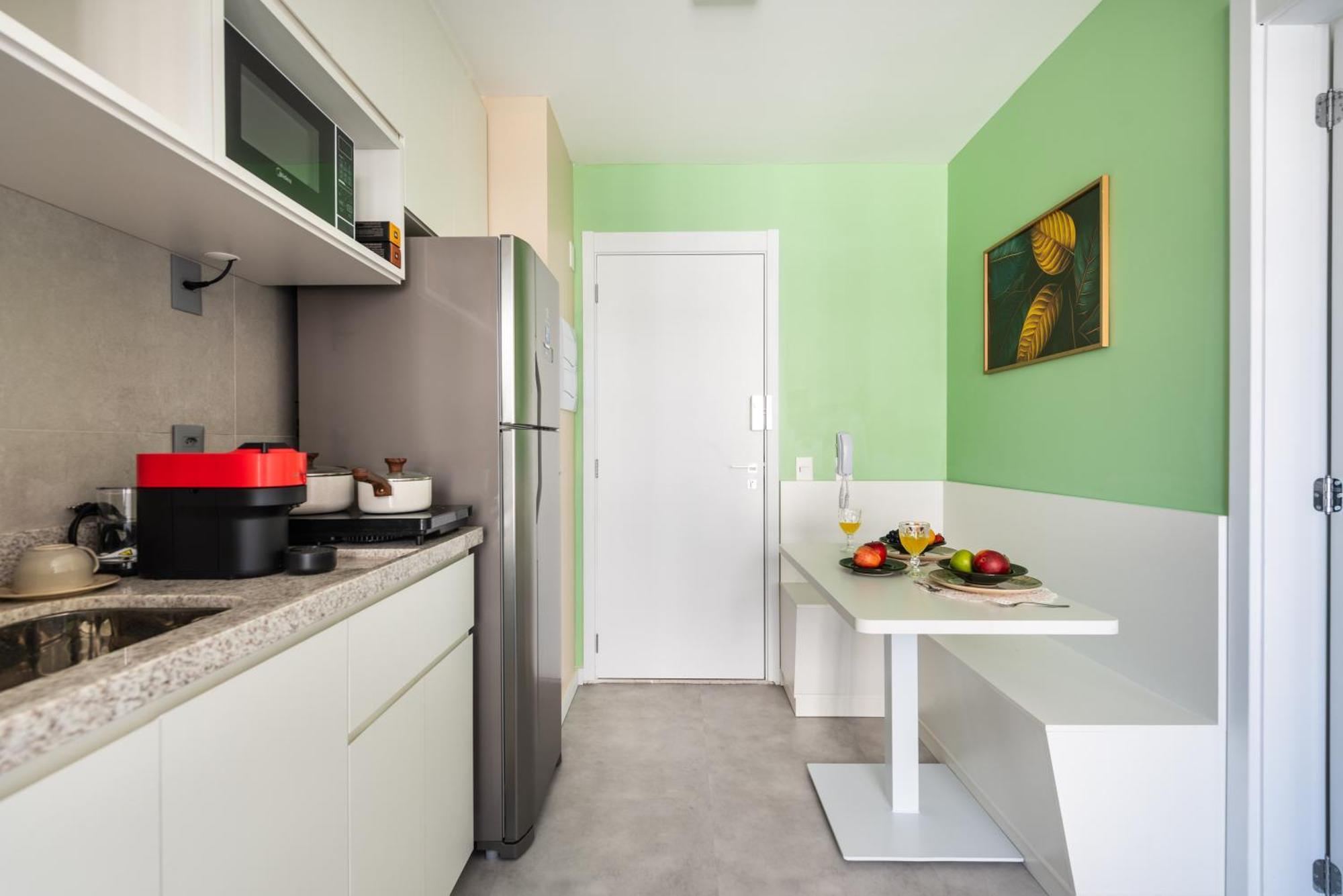 Campo Belo, Wi-fi 600mb, Queen Bed, Piscina Apartamento *