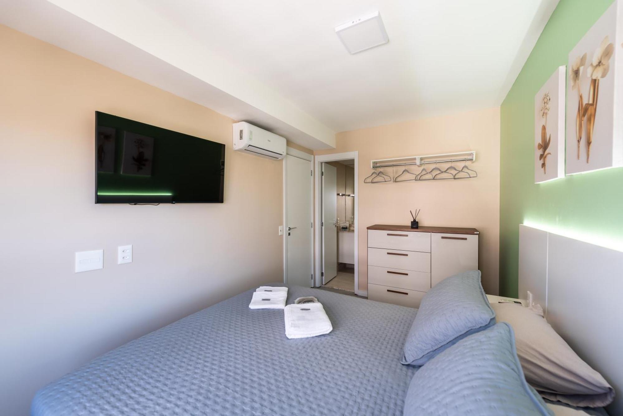 Campo Belo, Wi-fi 600mb, Queen Bed, Piscina Apartamento São Paulo