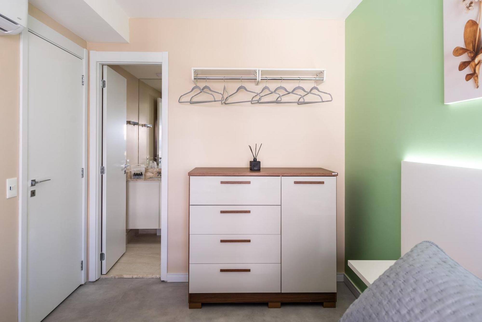 Campo Belo, Wi-fi 600mb, Queen Bed, Piscina Apartamento *
